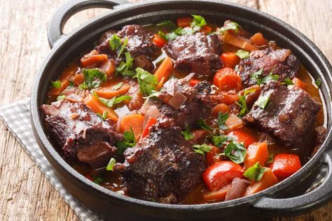 Braised Oxtail, Oxtail Stew, Roasted Root Vegetables, Using A Pressure Cooker, Cooking Temperatures, Jamaican Recipes, Jambalaya, Mashed Sweet Potatoes, Roasted Carrots