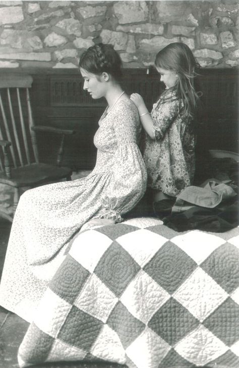 Sara Freeman and Emma Ashley photographed in Laura Ashley dresses, late-1960s Laura Ashley Clothing, Laura Ashley Fashion, Fashion Museum, Victorian Portraits, Museum Fashion, Laura Ashley Dress, Elizabeth Bennet, British Heritage, Prairie Style