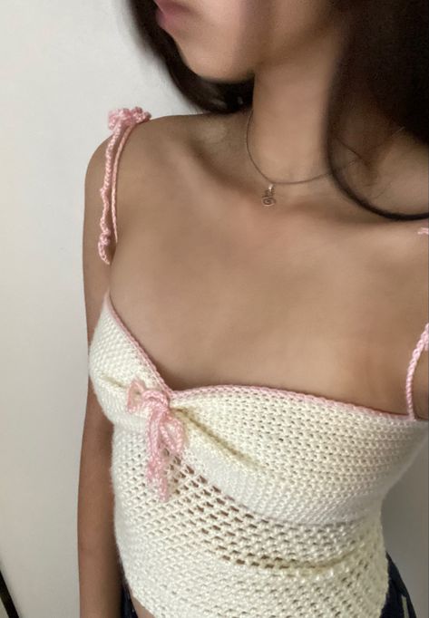 #summer #bows #pink #crochet #pattern #yellow Summer Top Crochet, Bows Pink, Tøp Aesthetic, Clothes Crochet, Crochet Summer Tops, Pink Crochet, Crochet Summer, Casual Summer Outfit, Summer Crochet