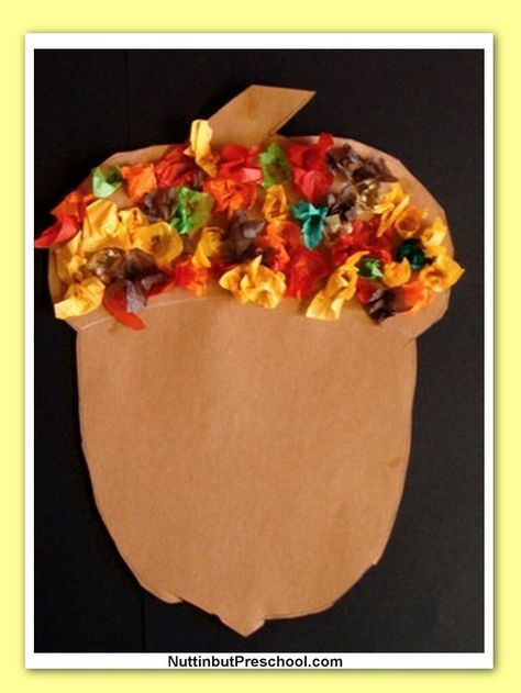 Need another great fall craft idea? Why not make a this tissue paper acorn? It’s a fun and simple craft... Turkey Board, Høstaktiviteter For Barn, Tissue Paper Art, November Crafts, October Crafts, Fun Fall Crafts, Fall Art Projects, 13 November, Easy Fall Crafts