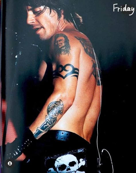 Red Hot Chili Peppers Tattoo, Rock Boys, Anthony Kiedis, Chilli Pepper, Mama Mia, Red Hot Chili Peppers, Hot Chili, Chili Pepper, Red Hot