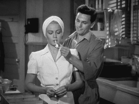 Photo The Postman Always Rings Twice, Postman Always Rings Twice, John Garfield, The Postman, Noir Movie, Fritz Lang, Lana Turner, Flapper Girl, French Films