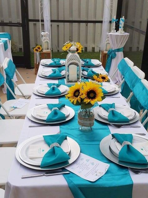 Green Sunflower Wedding, Bling Table Setting, Sunflower Wedding Table, Teal Centerpieces, Bling Table, Blue Sunflower Wedding, Tiffany Blue Wedding Theme, Sunflower Table, Green Sunflower