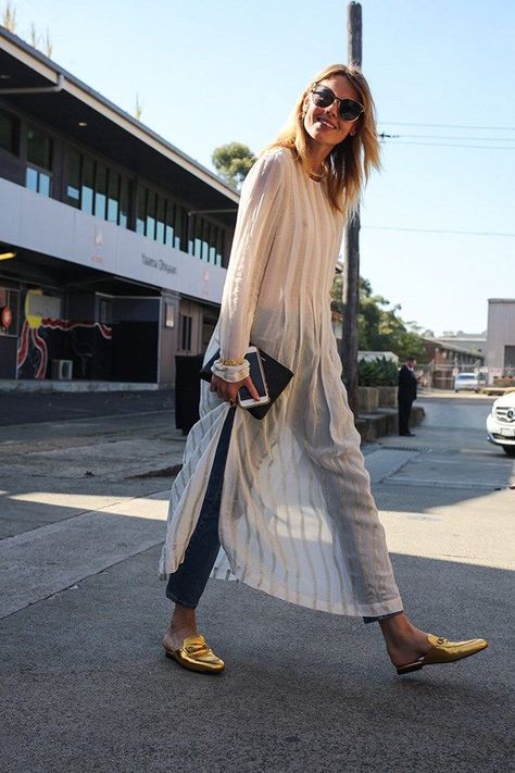 The Slippers Trend | Blue is in Fashion this Year | Bloglovin’ Dress Over Jeans, Dress Over Pants, Walking Down The Street, Woman Walking, Fashion Week 2016, Looks Street Style, Gold Shoes, Street Style Inspiration, Inspired Outfits