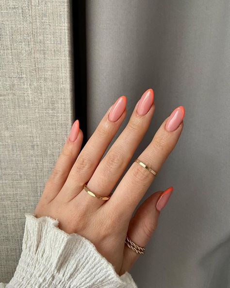 𝐉𝐚𝐳𝐳𝐲 𝐍𝐚𝐢𝐥𝐬 on Instagram: “Peach Tips 🧡 • • Created using @the_gelbottle_inc BIAB Teddy Peach Extreme Shine • • #gelbottlepolish #gelbottlepeach #gelbottle…” Peach French Nails, Peach French Tip Nails, French Nails Almond, Short Almond Shaped Nails, Classic Nail Designs, Coffin French, French Tip Manicure, Acrylic French, Chic Nail Art