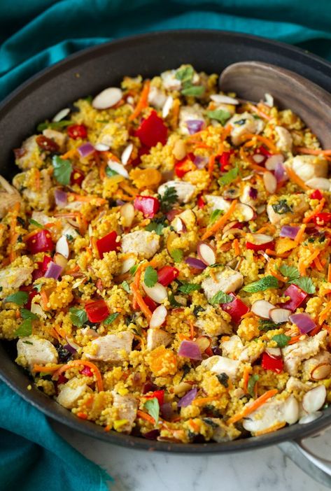 Moroccan Chicken Couscous, Chicken Couscous Salad, Couscous Chicken, Chicken And Couscous, Moroccan Chicken Recipe, Couscous Salad Recipes, Chicken Couscous, Chicken Breast Crockpot Recipes, Couscous Recipe