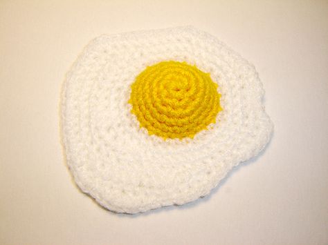 Egg Granny Square, Crochet Fried Egg, Granny Squares Crochet, Squares Crochet, Freeform Crochet, Christmas Items, Granny Squares, Fried Egg, Crochet Motif