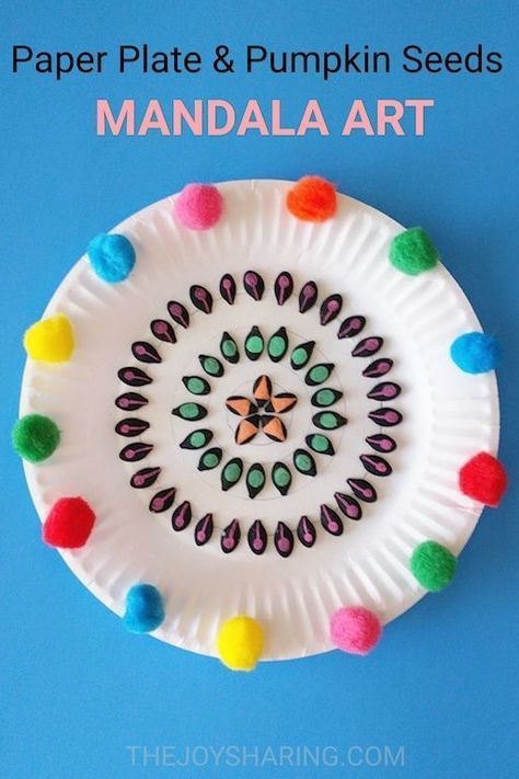 Quick & easy mandala (rangoli) craft for kids. Save the pumpkin seeds after carving on Halloween to make this pretty mandala art. Planting Crafts, Mandala Art For Kids, Rangoli Craft, Rangoli Mandala, Diwali Craft For Children, Mandala Rangoli, Multicultural Crafts, Diwali For Kids, Mandala Simple