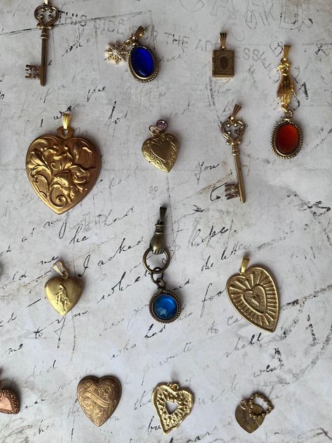 Lovely Old French Antiqued Vintage Charms Ornaments Pendants Brass Golden Hearts Choose from this set of 21, choose your charm(s), from the dropdown menu. The numbers are on the second photo, each charm comes with a 22 inch stainless steel necklace chain in matching color.  Worldwide shipping within two weeks Vintage Charm Necklace, Magic Charms, Old Jewelry, Vintage Market, Antique Metal, Steel Necklace, Jewelry Pendant, Stainless Steel Necklace, Necklace Chain