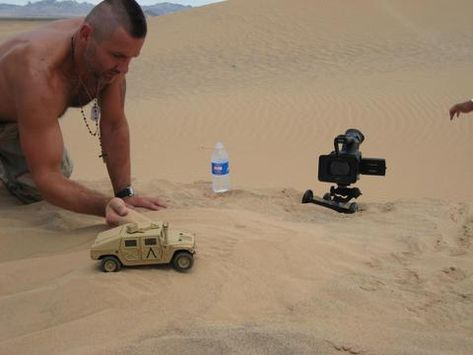 While working on a feature film called The Grind, filmmaker Vashi Nedomansky had to come up with a way to shoot a flashback scene, complete with Humvee, in Movie Miniatures, Film Composition, Cinematography Lighting, Filmmaking Tips, Film Tips, Mysterious Island, Filmmaking Cinematography, Practical Effects, Movie Making