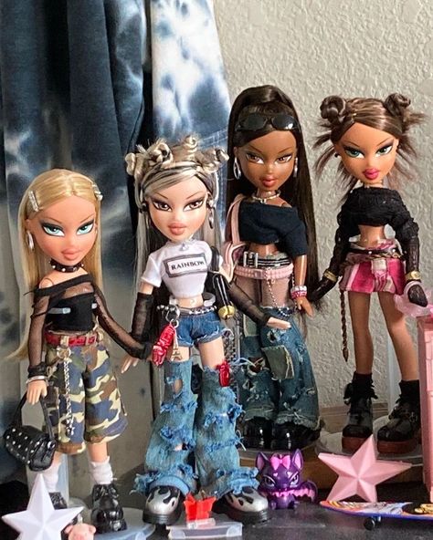 Bratz Aesthetic Outfit, Bratz Doll Outfits, Brat Doll, Bratz Girls, Fest Outfits, Bratz Inspired Outfits, Doll Aesthetic, 2000s Fashion Outfits, Bratz Doll