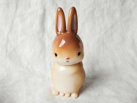 Clay Bunnies, Bunny Clay, Bunny Ceramic, Diy Air Dry Clay, Fairy Floss, Handmade Things, Clay Diy Projects, Sandy Liang, Fairy Girl