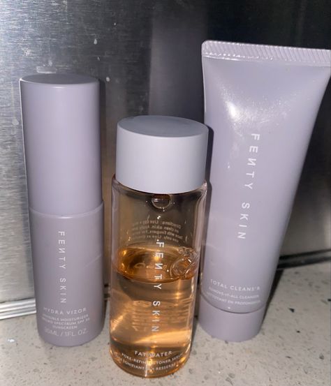 Fenty Skincare, Clear Dark Spots, Black Skincare, Sephora Store, Sephora Gift Card, Skincare Products Photography, Sephora Haul, Black Skin Care, Sephora Skin Care