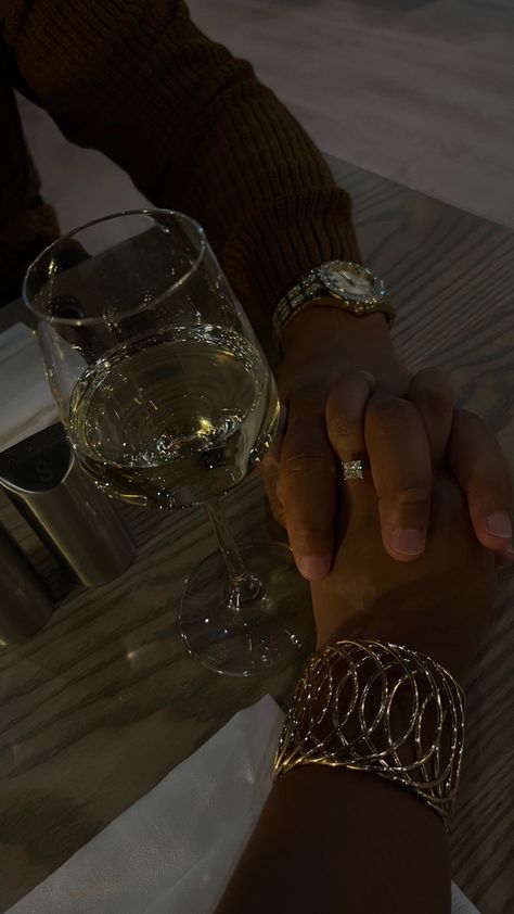 Couples Date Night Aesthetic, Date Night Aesthetic, Couples Dining, Couples Dinner, Aesthetic Artsy, Mens Luxury Lifestyle, Rich Women Lifestyle, Small Kitchen Design, Black Boyfriend