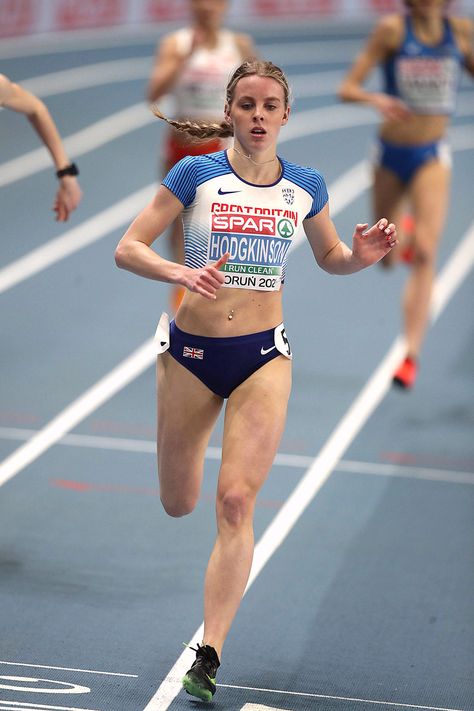 Keely Hodgkinson, Orange Suit, Athletic Girls, Artistic Gymnastics, Sporty Girls, White People, Sports Stars, Action Poses, Female Athletes