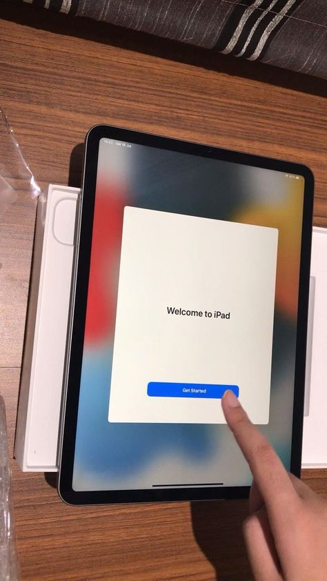 Ipad Pro Unboxing, Iphone Unboxing, Happy Girl Era, Ipad Learning, Unboxing Aesthetic, Ipad Pro Pencil, Ipad 11 Pro, Android Organization, Instagram Ios