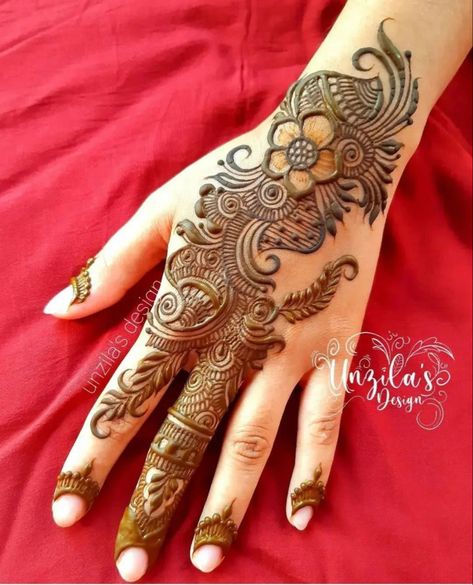 Aesthetic Mehndi Designs, Arabian Mehndi Design, Aesthetic Mehndi, Henna Flower, Latest Arabic Mehndi Designs, Simple Arabic Mehndi Designs, Rose Mehndi Designs, Mehndi Designs For Kids, Mehndi Design Pictures