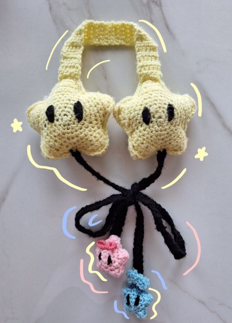 Crochet Earmuffs Headband, Star Headphone Cover Crochet, Star Earmuffs Crochet, Crochet Ear Muffs Free Pattern, Crochet Star Earmuffs, Crochet Earmuffs Free Pattern, Earmuff Crochet, Crochet Headphone Accessories, Crochet Ear Muffs