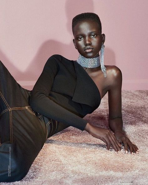 58 Likes, 1 Comments - Shades Of Blackness (@shades_of_blackness) on Instagram: “Adut Akech photographed by Duncan Killick for Vogue Australia June 2017 Stylist: Petta Chua Hair:…” Adut Akech Aesthetic, Beard Makeup, Black Supermodels, Adut Akech, Vogue Australia, African Beauty, Black Excellence, Fashion Poses, Black Is Beautiful