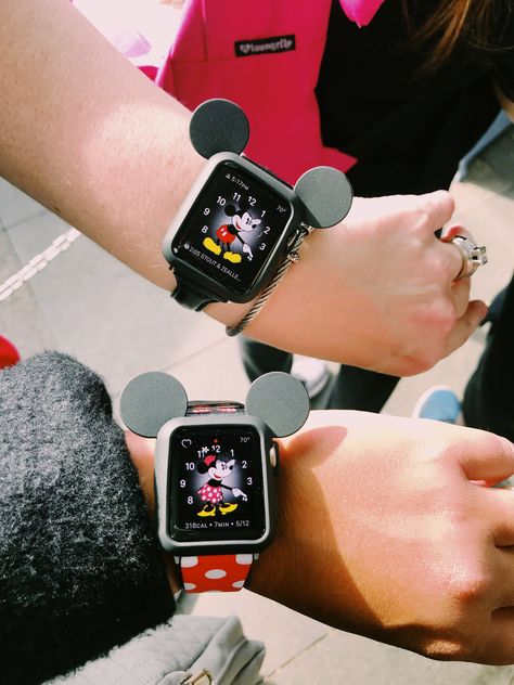 Apple watch Disney Bands - Disneyland  #minniemouse #disneylandoutfit #minnieears #disneyland #applewatch Disney Apple Watch, Disney Apple Watch Band, Disney Bands, Disney Word, Disney Dress Up, Disney Headbands, Disney Dress, Disney Watches, Disneyland Outfits