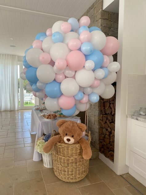 Bear hot air balloon baby shower Bear Basket Balloon, Teddy Bear Balloon Basket, Hot Air Balloon Gender Reveal, Hot Air Balloon Teddy Bear, Bear Hot Air Balloon, Diaper Motorcycle Cake, Baby Boy Sprinkle, Motorcycle Cake, Balloon Basket