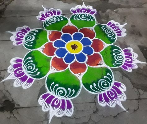 Free Hand Rangoli Designs With Colours, New Year Rangoli Designs, Bappa Photo, Freehand Rangoli, Simple Muggulu, Lotus Rangoli, New Year Rangoli, Very Easy Rangoli Designs, Rangoli Designs Photos