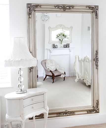 Metallic Painted Furniture, Shabby Chic Decorating, Shabby Chic Mirror, Classic Mirror, Shabby Chic Living, Shabby Chic Living Room, Foyer Decorating, Shabby Chic Bathroom, Shabby Chic Bedroom