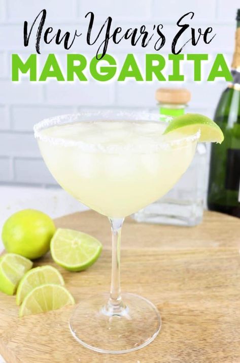 Champagne margarita cocktail recipe for New year's Eve. Make a sparkling margarita that will wow a crowd. this easy recipe can make one drink or a pitcher of margaritas. #margarita #recipe #cocktail #champagne #sparklingwine #nye #newyearseve Champagne Margarita, Classic Tequila Cocktails, Sparkling Margarita, Pitcher Of Margaritas, Drink Board, Champagne Margaritas, Cocktail Champagne, Raspberry Cocktail, New Years Eve Food