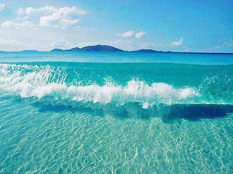 Water of Blue Ocen,Bahamas No Wave, Image Nature, I Love The Beach, 수채화 그림, Beach Quotes, Salou, Windsurfing, Crystal Clear Water, Ocean Beach