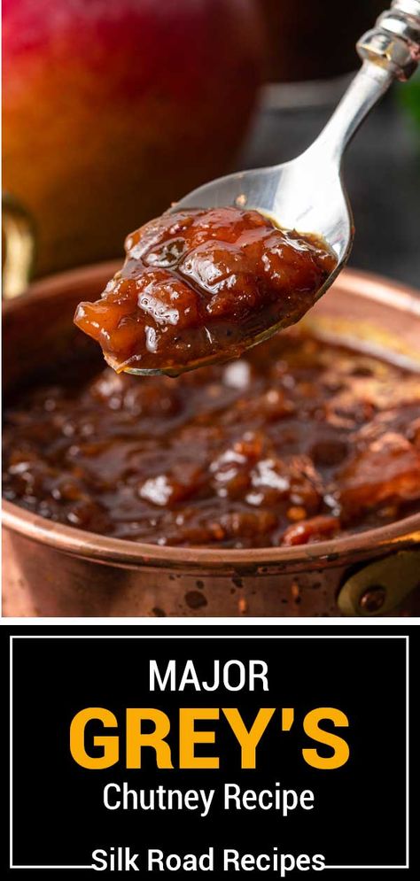 Grape Chutney Recipes, Indian Mint Sauce, Secret Sauce Recipe, Vegan Chickpea Curry, Apple Chutney, Relish Recipes, Mint Sauce, Chutney Recipe, Pickled Veggies