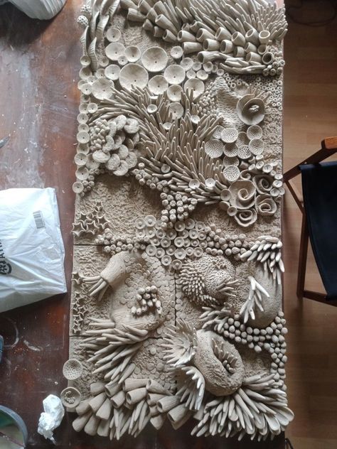 Coral Ceramics, Ceramic Coral Reefs, Ceramic Wall Art Sculpture, Ceramic Coral, Crafts For Kids Easy, Coral Sculpture, Ceramic Art Sculpture, Sculpture Art Clay, Ceramic Texture