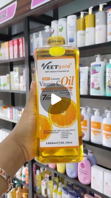 Skincare|Supplement|Beauty store in PORTHARCOURT on Instagram: "Veetgold vitamin C oil corrector is formulated from mixture of different natural plants to give the face and body a natural glowing look and helps fade away the appearance of uneven skin tone Our skin naturally makes oils and lipids, which help prevent water loss from our skin and keep it hydrated. Oils can have many potential benefits, but their overall purpose is to serve as an extra level of protection for your skin" Which Oil Is Best For Skin, Vitamin C Oil For Skin, Best Body Oil For Glowing Skin, Body Oil For Glowing Skin, Body Glow Oil, Best Body Oil, Vitamin C Oil, Skincare Supplements, Best Vitamin C