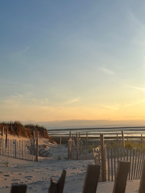 Summer Cape Cod, Cod Aesthetic, Cape Cod Aesthetic, East Coast Aesthetic, East Coast Summer, Cape Cod Summer, Summertime Madness, Chatham Cape Cod, Cape Cod Beach