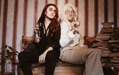 Ineffable Wives Cosplay, Crowley Aziraphale Cosplay, Good Omens Costume, Good Omens Halloween Costume, Good Omens Genderbend, Fem Aziraphale Cosplay, Crowley Cosplay Female, Good Omens Inspired Outfit, Aziraphale Cosplay Female