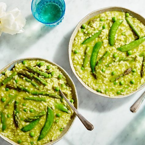 Spring Risotto Vegetarian Easter Dinner, Dinner Main Course, Vegetarian Easter, Lemon Asparagus, Great British Chefs, Fresh Asparagus, Risotto Recipes, Vegetable Seasoning, Asparagus Recipe