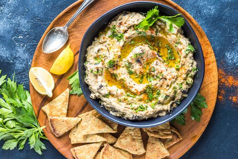 Easy Baba Ganoush Recipe, Baba Ghanoush Recipe, Pane Pita, Babaganoush Recipe, Roasted Eggplant Dip, Grain Free Diet, Eggplant Dip, Roasted Eggplant, Baba Ganoush