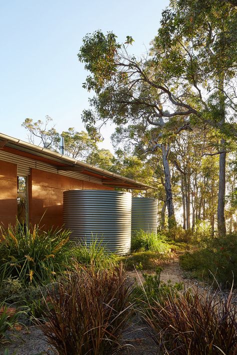 Bush House, Rammed Earth Homes, Rural Architecture, Shed House, Water Tanks, Rammed Earth, Australian Architecture, Architectural Practice, Earth Homes