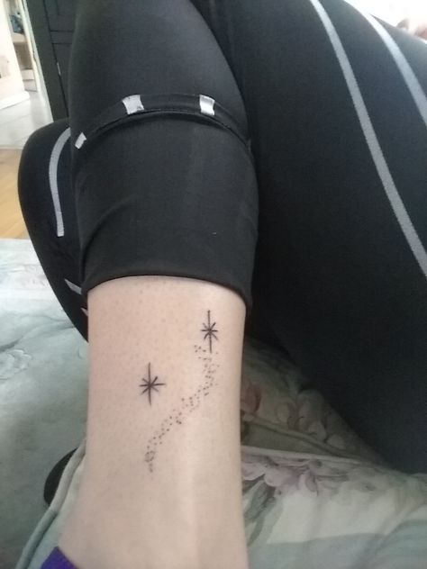 Second star to the right , pixie dust, ankle/leg, Peter Pan Pixie Dust Tattoo Ideas, Tattoo Second Star To The Right, The Second Star To The Right Tattoo, Neverland Stars Tattoo, Pixie Dust Tattoo Stars, Peter Pan Tattoo Star, Peter Pan Compass Tattoo, Fairy Dust Tattoo Stars, Peter Pan Second Star To The Right Tattoo