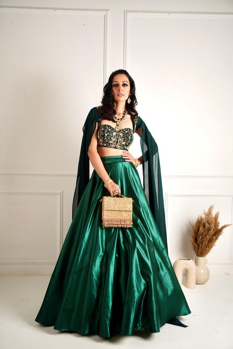 A lehenga is a traditional dress for women. It is worn on special occasions such as weddings, festivals and parties or any formal event. It can also be worn at casual events as per the occasion. The versatility of this outfit makes it easy to style and wear just about anywhere you want to go! The Lehenga comes in various styles but most of them come with an embroidered top and a draped bottom (long skirt). The embroidery can be done in different ways depending on your personal preference: there Drape Lehenga, Chiffon Lehenga, Flared Lehenga, Lehenga And Blouse, Satin Lehenga, Mehendi Outfits, Green Lehenga, Lehenga Blouse, Party Wear Lehenga