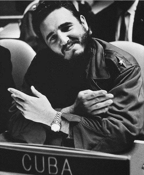 first speech UN Fidel Castro Art, Fidel Castro Che Guevara, Cuba Fidel Castro, Che Guevara Art, Cuban Revolution, Paper Tiger, Communist Propaganda, Ernesto Che, Fidel Castro