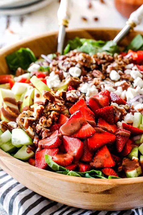 side shot of Strawberry Spinach Salad with balsamic dressing, strawberries, cucumbers and toasted ramen Strawberry Pecan Feta Salad, Strawberry Lettuce Salad, Strawberry Spinach Salad With Balsamic, Easy Strawberry Salad, Strawberry Dressing, Salad Balsamic, Balsamic Strawberries, Caramelized Pecans, Strawberry Salad Recipe