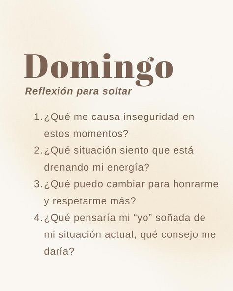 ¿Te has preguntado qué escribir en tu journal? 📔✨ Aquí te comparto 7 preguntas profundas para guiarte durante una semana de reflexión, autodescubrimiento y sanación. 💭🌱 Dedica unos minutos cada día para conectar contigo mism@ y descubrir más sobre tu interior. ¡Tu bienestar emocional lo merece! 💖 🌟 No olvides guardar este post para tenerlo a mano cuando necesites inspiración ✨ ¡Déjame saber cómo te va! 🗝️👇🏼 #journalingideas #reflexiónpersonal #crecimientopersonal #sanaciónemocional #autocu... Journal Prompts For Teens, Mindfulness Journal Prompts, Journal Questions, Journal Inspiration Writing, Tips To Be Happy, Life Routines, Bullet Journal School, Notion Template, Journal Writing Prompts