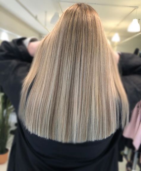 Partial Foil Highlights, Full Head Foils, Full Head Of Highlights, Full Head Blonde Foils, Full Head Blonde Highlights, Full Head Highlights, Blonde Foils, Blonde Aesthetic, Summer Blonde Hair