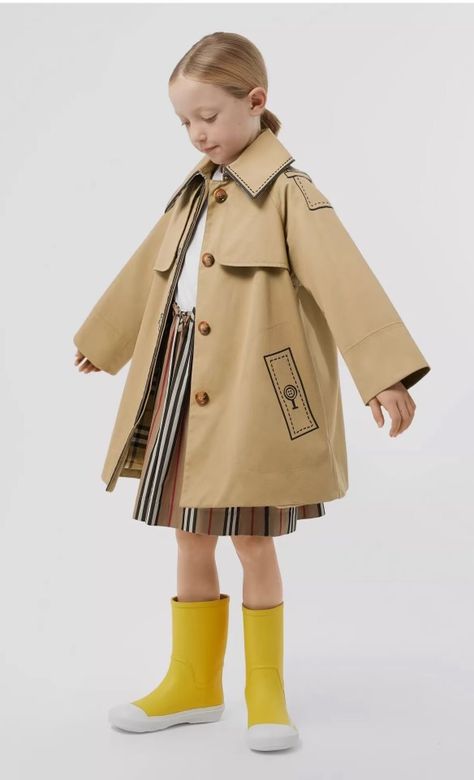 Kid Anatomy Reference, Child Reference Poses, Wes Anderson Inspired Outfits, Kid Reference, Child Clothes, Cool Kids Clothes, People Poses, Body Reference Poses, Children Fashion