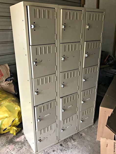 How to Paint Metal Lockers Using a HomeRight Sprayer Locker Repurpose Ideas, Locker Hacks, Painted Lockers, Homeschool Storage, Folkart Chalk Paint, Backpack Station, How To Paint Metal, Redone Furniture, Locker Furniture