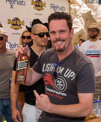 Times Square Gossip: ENTOURAGE STAR KEVIN DILLON HEADS TO VEGAS REHAB Kevin Dillon, Vegas Pools, Hard Rock Hotel, Favorite Actors, Las Vegas Nevada, Pool Party, Hard Rock, Nevada, Times Square