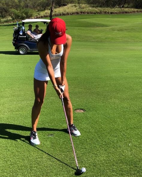 1,793 Likes, 52 Comments - Maria Alvarez (@mariaalvarezmaui) on Instagram: “PXGs made my round a lot easier today!! Highly recommended by my friends @charliesmalibu @lisatomm1…” Caddy Girls, Best Golf Clubs, Golf Cart Accessories, Golf Videos, Girls Golf, Womens Golf Fashion, Golf Exercises, Playing Golf, Golf Attire