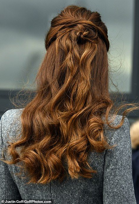 Catherine Middleton Hair, Decor With Flowers, Foundation Training, Kate Middleton Hair, Charles And Camilla, Prince Charles And Camilla, Long Brunette, Bridal Hair Updo, Half Updo