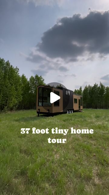 Storage In Tiny House, Tiny Mobile House Trailers, Tiny Home Ideas Diy Space Saving, Tiny House On Wheels Interior, Tiny House On Wheels Floor Plans, Tiny House Videos, Tiny House Wheels, Diy Tiny House Under $5000, Big Tiny House