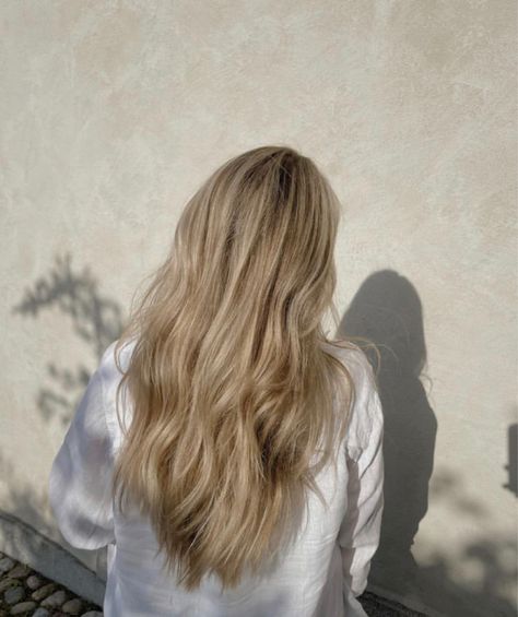 Blonde Hair Inspiration, Blonde Hair Looks, Hair Inspo Color, Face Hair, Hair Envy, Dream Hair, Aesthetic Hair, About Fashion, Layered Hair